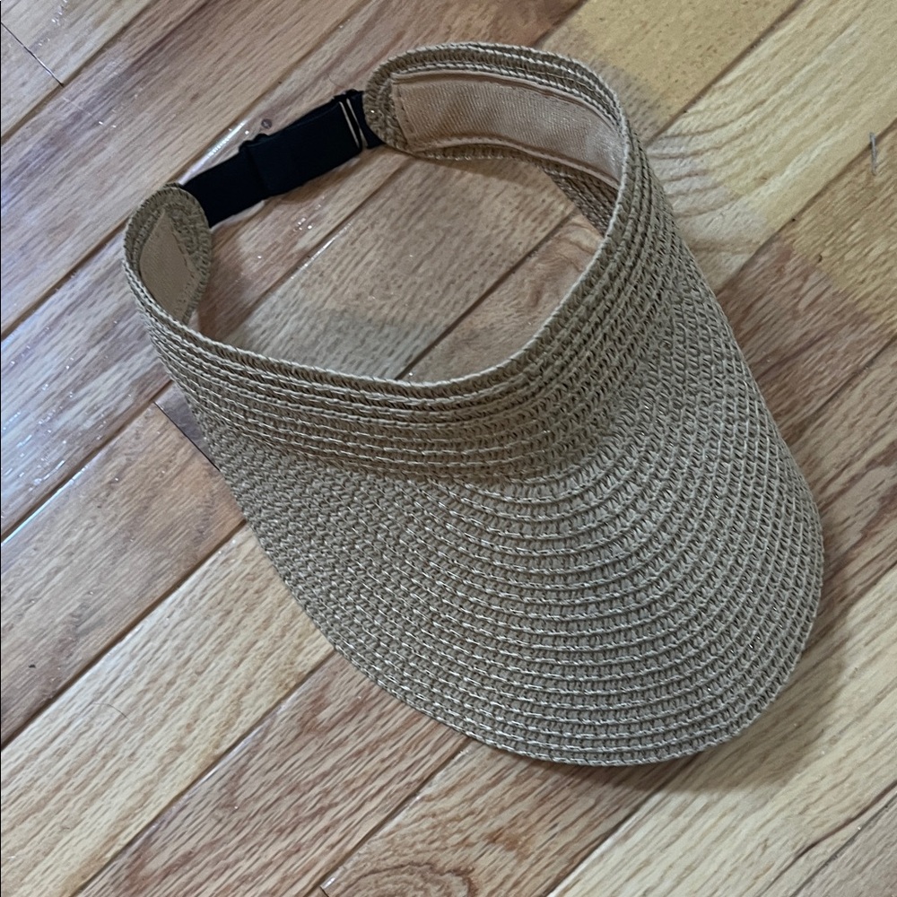 🌹3 for $10 SHEIN Tan Woven Visor Hat